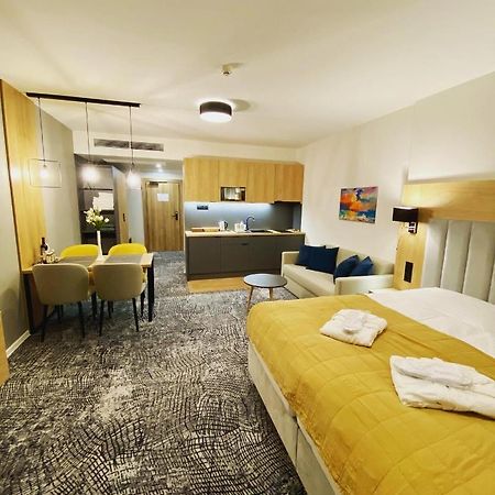 LuxapartmanBešeňová Buitenkant foto